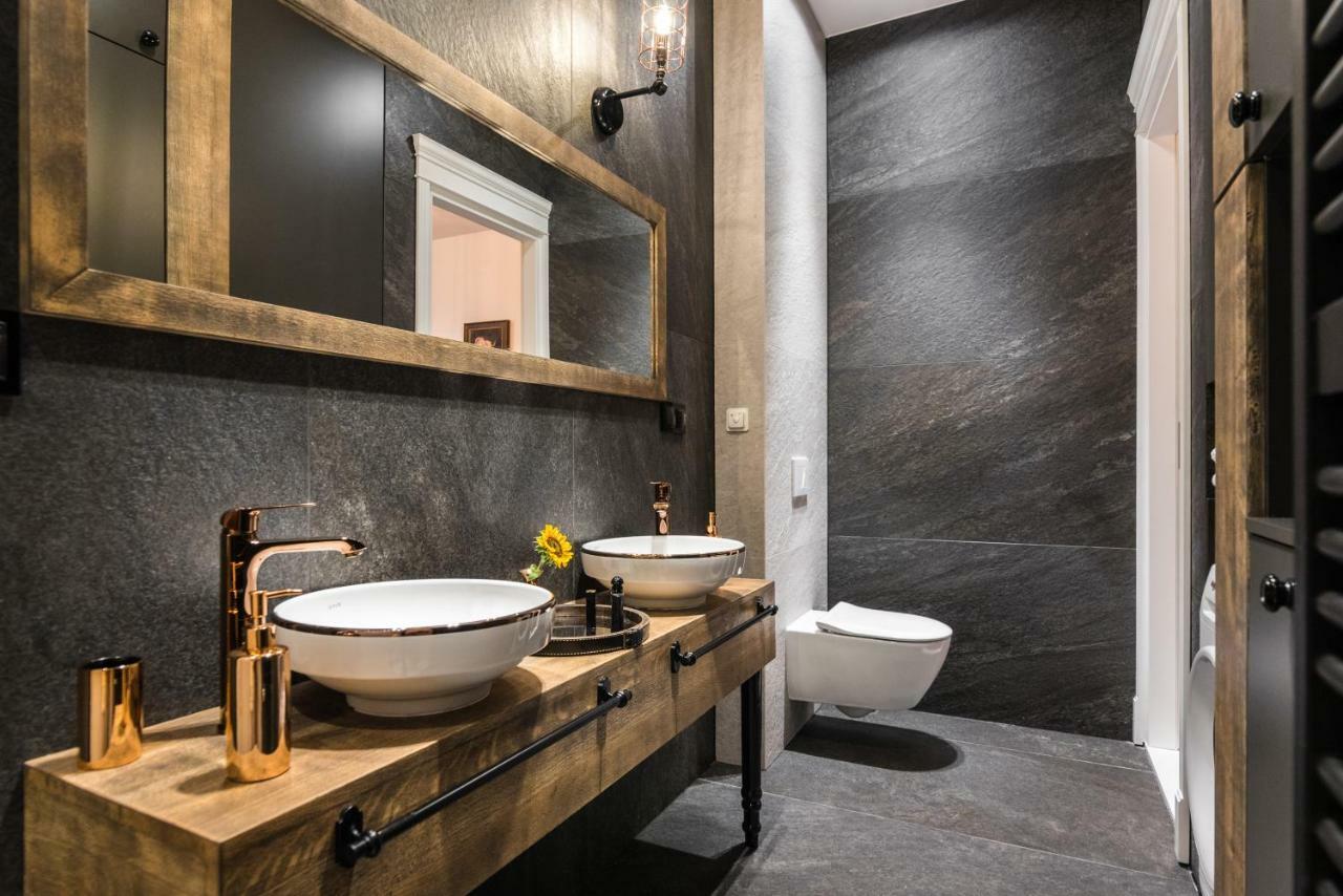 Wooden Horse - New Apartment - Old Town Красков Екстериор снимка