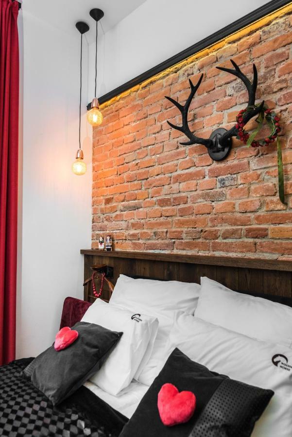 Wooden Horse - New Apartment - Old Town Красков Екстериор снимка